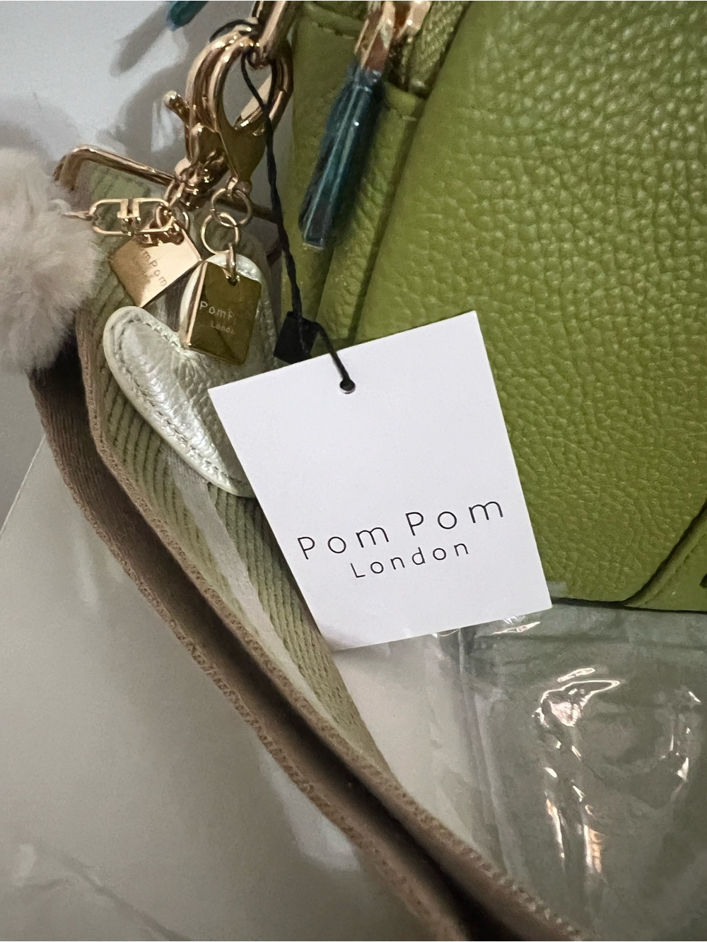 NWT Pom Pom London Green Crossbody Bag with 3 Straps 2 Purse Charms Card Holder - Picture 3 of 13